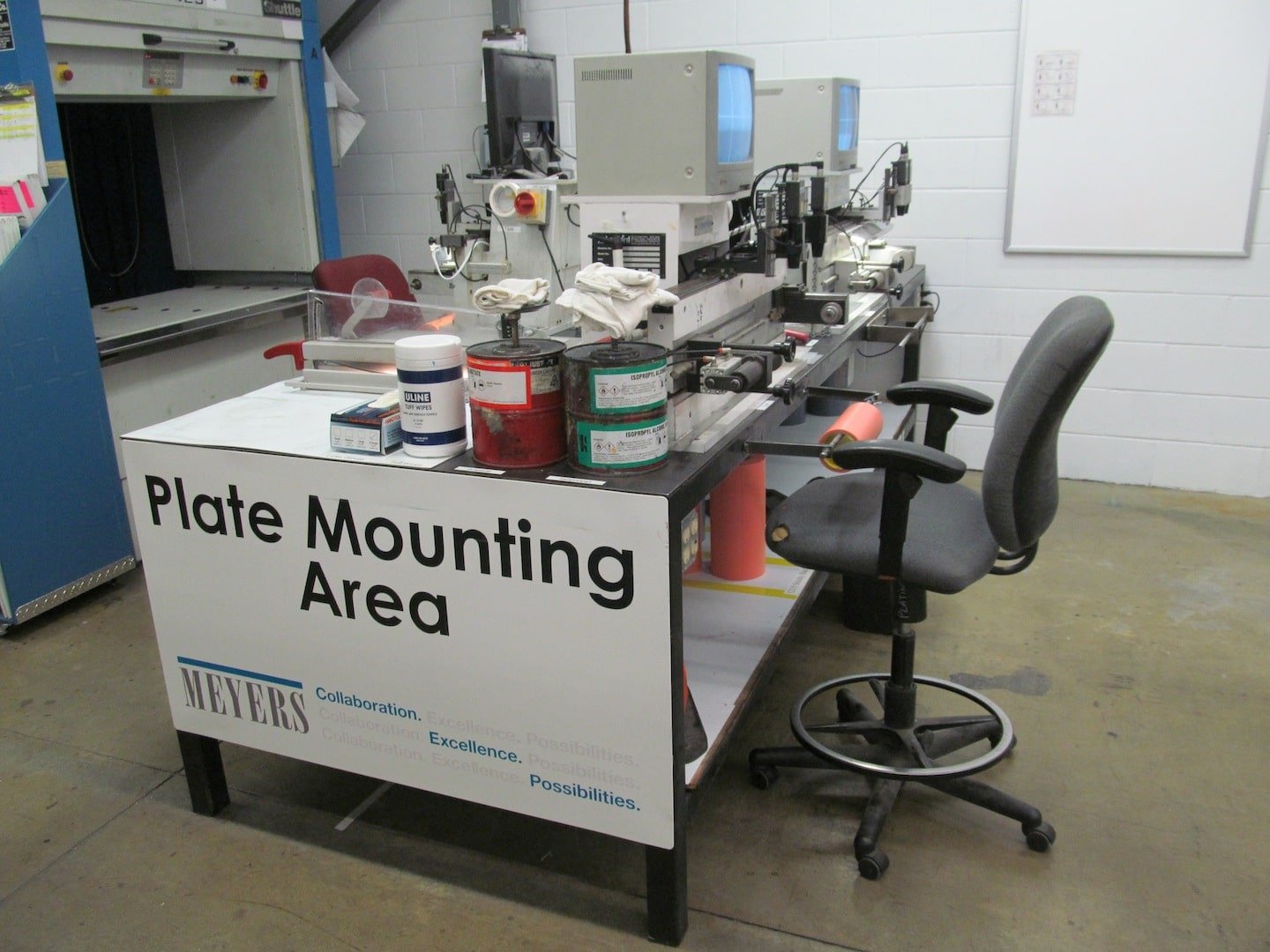 Meyer's plate mounting area