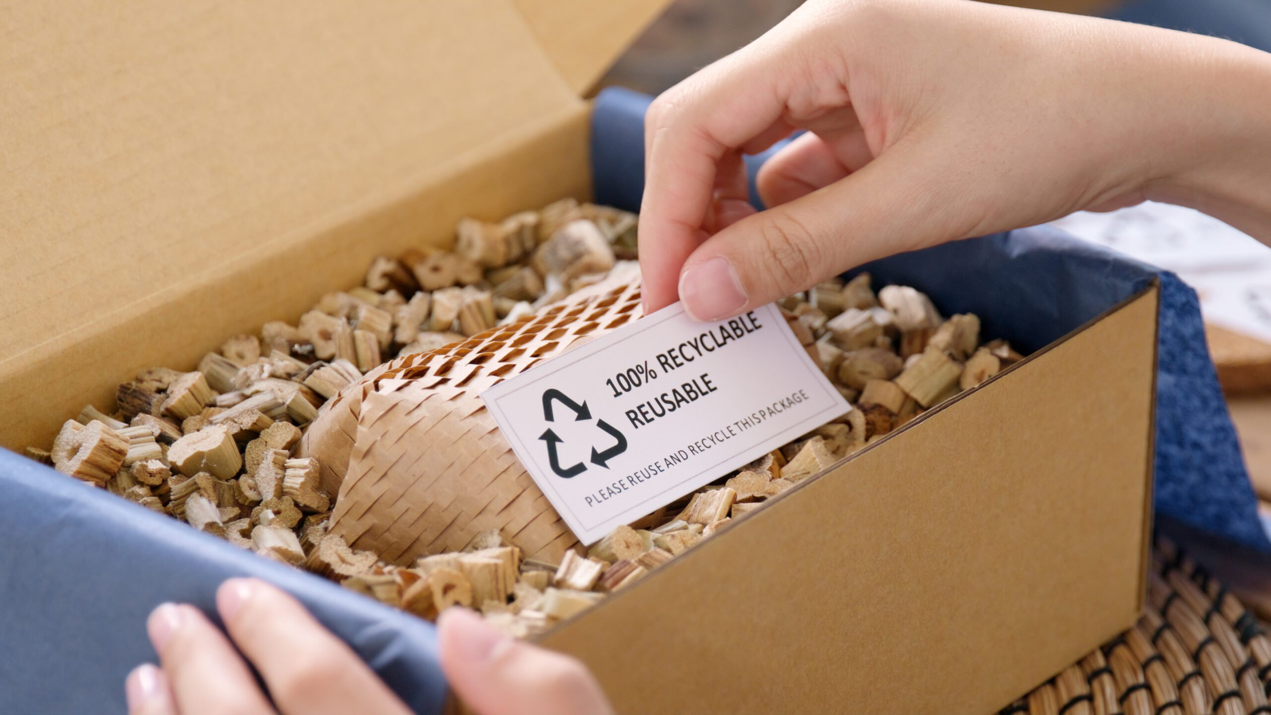 Eco-Friendly Packaging: 8 Sustainable Packaging Ideas for 2024